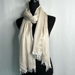💜3/$15 Cream Scarf